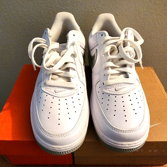 AIR FORCE 1 Low Retro - Picture 6 of 6